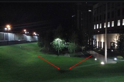 Камери зафіксували чоловіка, який кинув вибухівку біля посольства США 