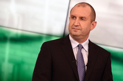 Президент Болгарії хоче зняти санкції з Росії