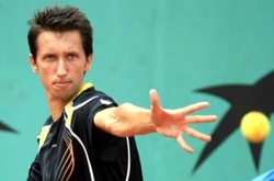 Стаховський не зміг вийти в півфінал турніру в Сурбітоні