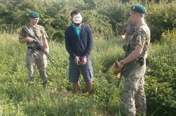 Прикордонники затримали нелегалів із Сирії, які хотіли перетнути кордон із Польщею