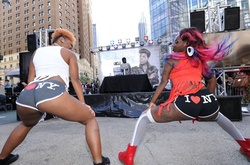 Танцуй, пока молодой: тверк, вальс и другие самые сексуальные танцы мира