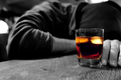 Вживання алкоголю