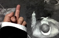 Ай Вэйвэй показал жителям Нью-Йорка инсталляцию о тотальной слежке