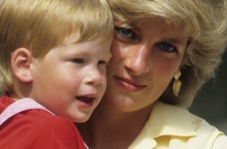 Секретные записи принцессы Дианы: Леди Ди пыталась покончить с собой сразу после свадьбы