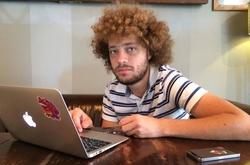 Відомому російському блогеру заборонили в'їзд в Україну 