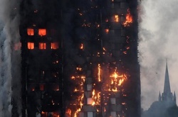 Кількість загиблих у пожежі в Лондоні зросла до 12 осіб