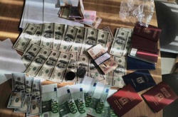 Слідчі розкрили схему, як товари з України потрапляли в окупований Донецьк