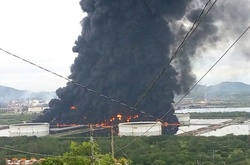 На півдні Мексики загорівся нафтопереробний завод, дев'ять працівників поранено