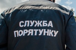 На Київщині двоє дітей були замкнені в квартирі