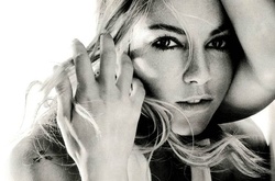 Сиенна Миллер присоединилась к Instagram