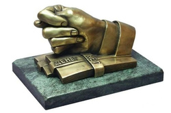 В «ЛДНР» обурені: росіяни взяли повний контроль над грошовими потоками