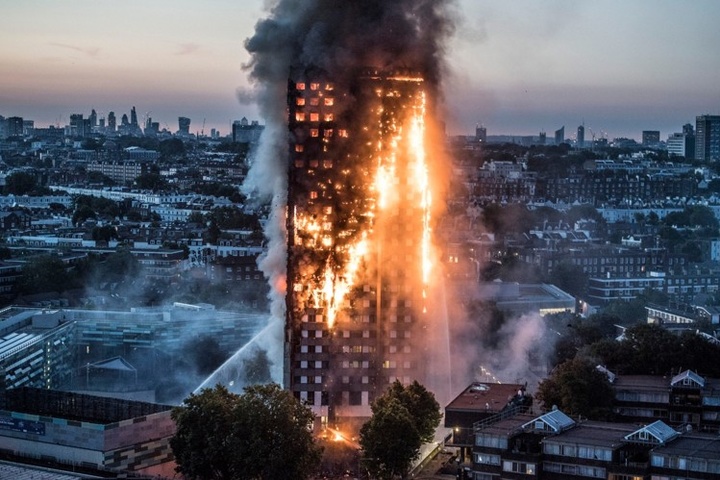 Пожежа у Лондоні: кількість загиблих зросла до 30 осіб, уряд виділить постраждалим 5 млн фунтів