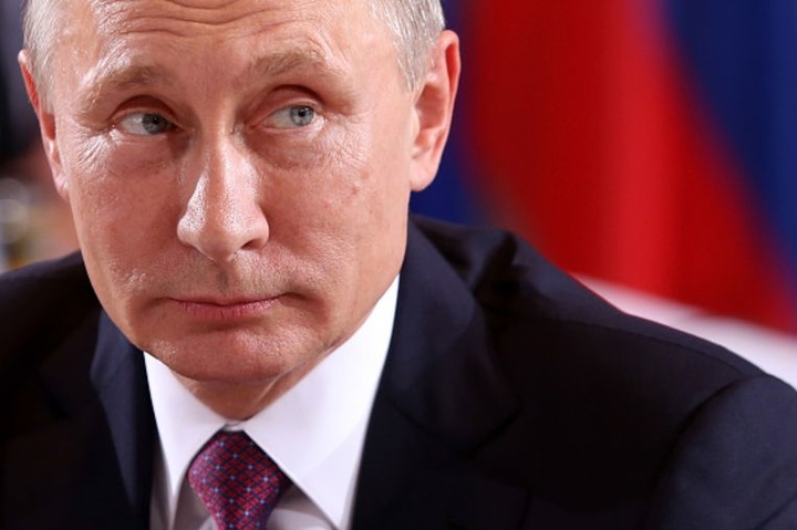 Інтерв'ю з Путіним не мають сенсу - Bloomberg