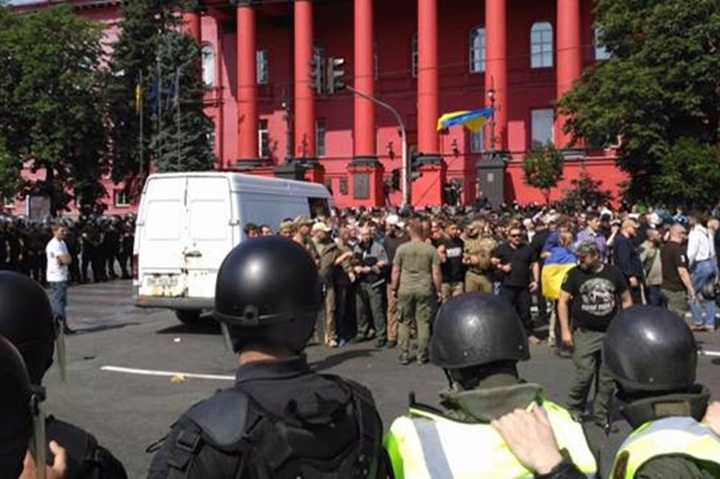 У столиці поліція затримала сімох противників Маршу рівності