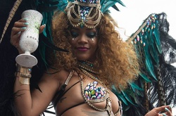 Располневшая Рианна представила новый клип