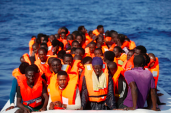 Європол затримав понад 100 перевізників нелегальних мігрантів