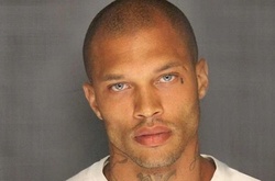 «Самый красивый преступник США» поучаствовал в модном показе в Милане