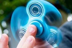 Спиннер - модная вертушка или полезная игрушка