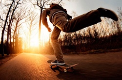 ТОП-5 лучших спотов Киева для скейтбординга