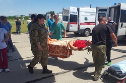 В Одесу прибув літак із 22 пораненими бійцями на борту