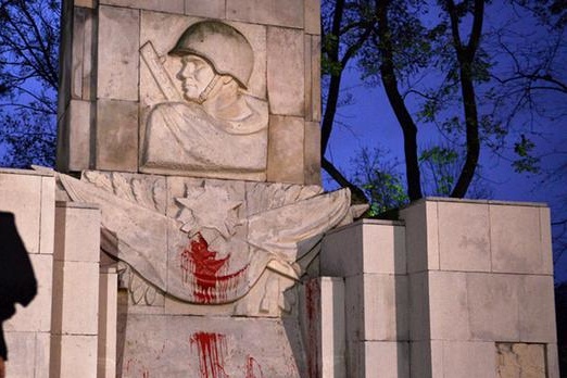 Сейм Польщі ухвалив закон про знесення усіх пам'ятників радянської епохи