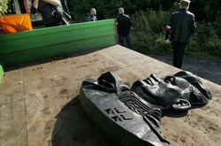 Росія обурена рішенням Польщі про знесення пам’ятників комунізму