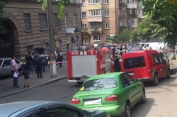 В центрі Києва підірвали машину