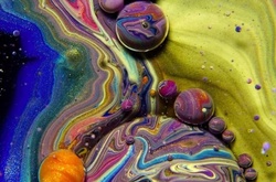 «Врата галактики»: галлюциногенное видео, созданное с помощью красок, масла и жидкого мыла