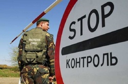 У пунктах пропуску в зоні АТО скупчились майже 300 автівок