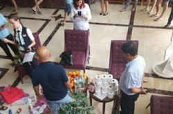 Росіяни намагались вивезти з турецького готелю рослини, п’ять літрів лікеру та 14 рулонів туалетного паперу 