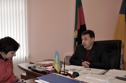  Виконуючий обов`язки мера Торецька Юрій Євсіков 