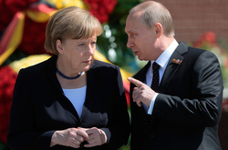 Путін поговорив з Меркель про саміт Великої двадцятки
