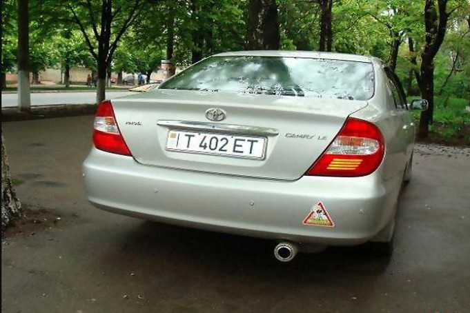Молдова закрила дороги для автомобілів з придністровськими номерами