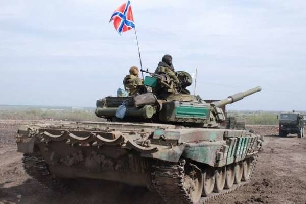 Спостерігачі ОБСЄ зафіксували на Донбасі танки і бронетехніку бойовиків