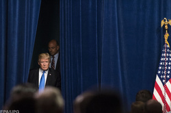 Сдать Путина. В окружении Трампа развернулась острая борьба