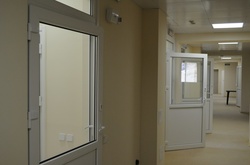 Отруєння в ресторані: як працівники купують медкнижки і чому нереально отримати компенсацію 