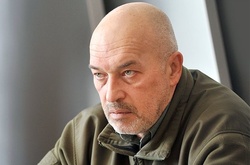 Тука назвав Жебрівського «політичним страусом» і закликав вийняти голову з піску