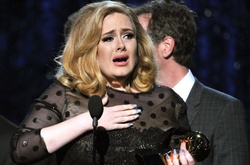 Врачи запретили Адель выступать