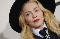 58-летняя Мадонна поделилась селфи без макияжа