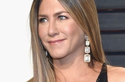 Западные таблоиды посчитали, сколько стоит красота Дженнифер Энистон