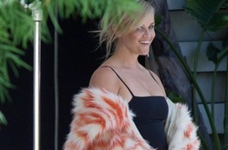 Риз Уизерспун приписали четвертую беременность