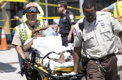 У США авто в'їхало у групу пішоходів