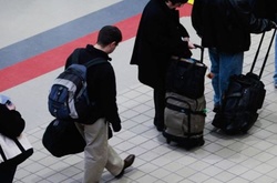 Кожен десятий росіянин хоче переїхати за кордон - опитування