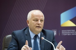  Віце-прем'єр Степан Кубів 
 Фото: УНІАН 