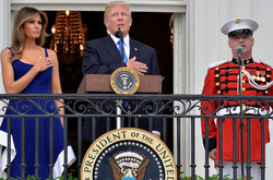 Дональд и Мелания Трамп на праздновании Дня независмости