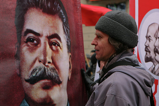 Половина росіян скучила за сталінськими репресіями