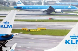 Рейс Амстердам-Київ розвернули в повітрі з міркувань безпеки