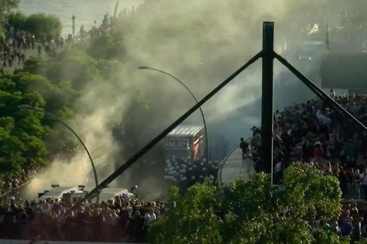 У Гамбурзі сталися сутички поліції з протестувальниками: є постраждалі 