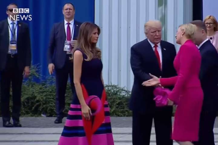 На зустрічі Трампа з президентом Польщі стався конфуз