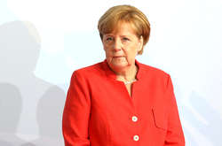 Зустріч Нормандської четвірки без Києва: Меркель заспокоїла, що дзвонила Порошенку